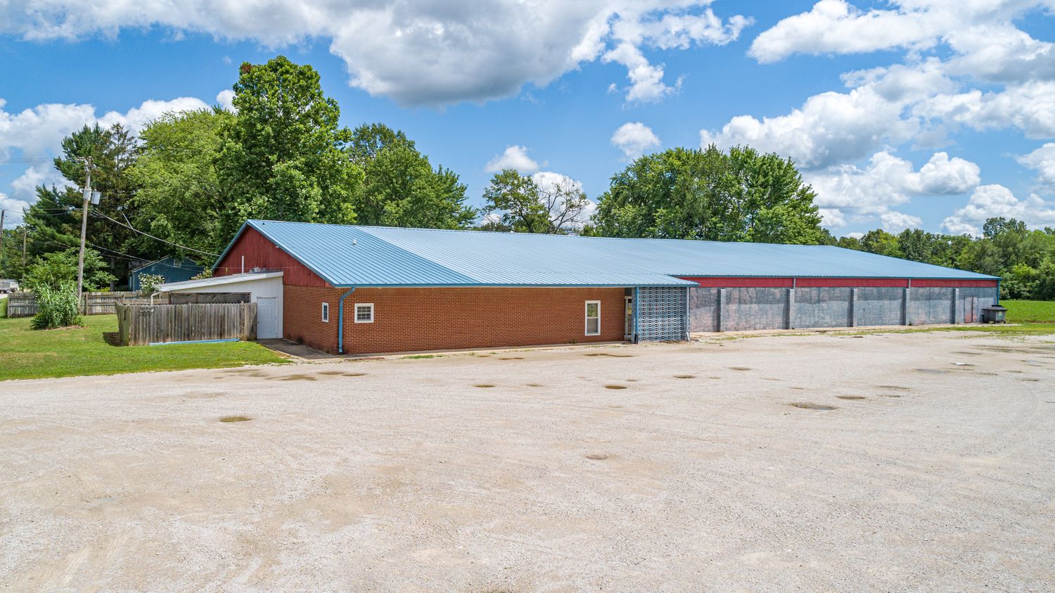 3320 Illinois Route 16, Litchfield, IL 62056